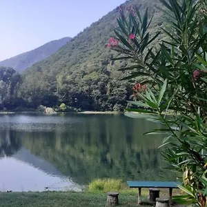 langolino-di-magda-on-the-lake-private-beach.it-lombardy.com/